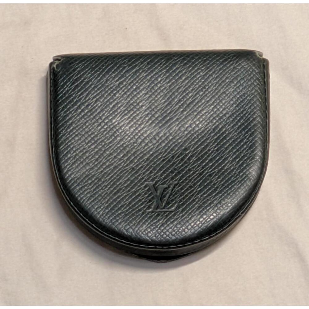 Louis Vuitton Taiga Porto MonCuvette Coin Case Dark Green